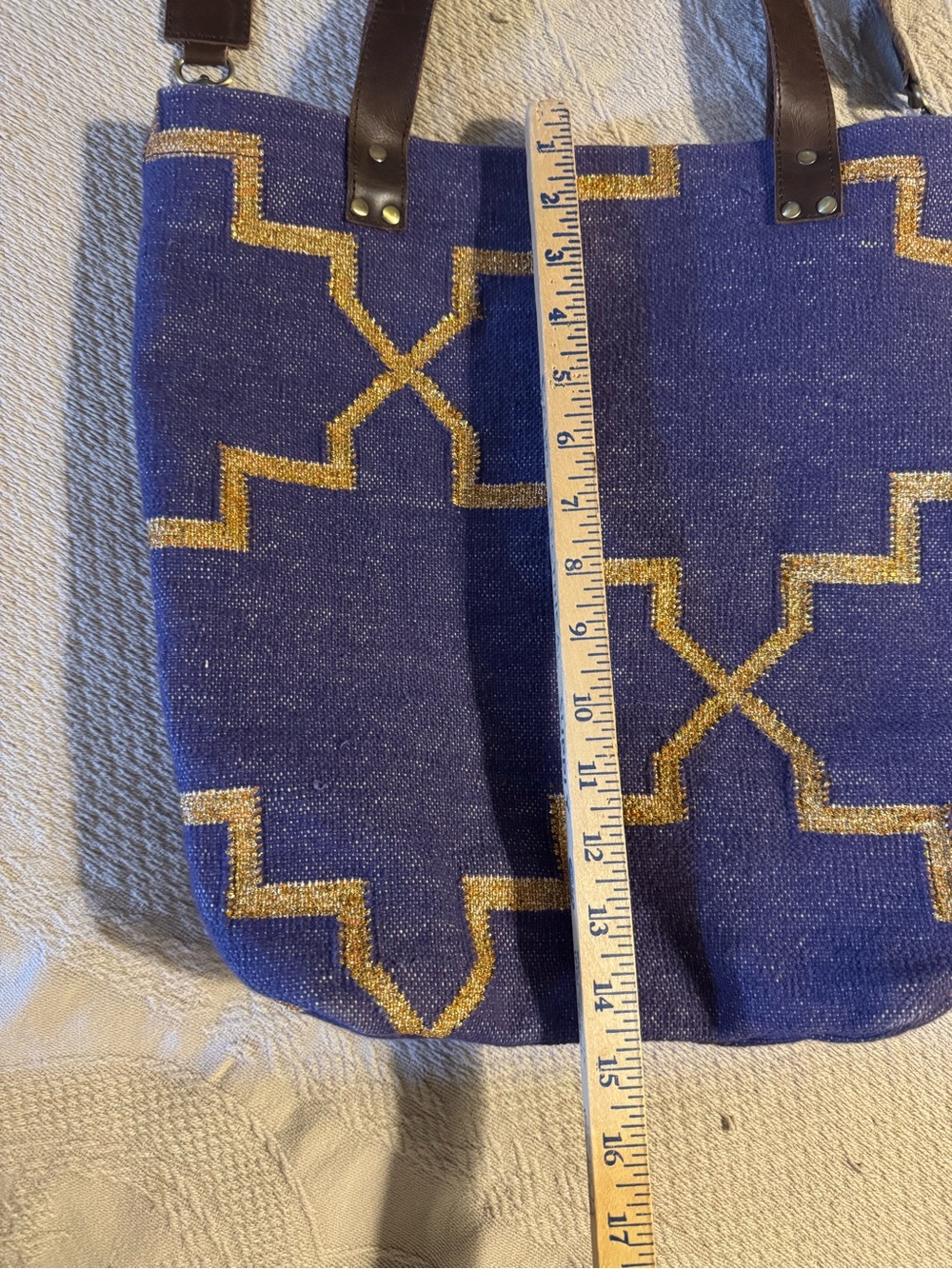 Sapana Tote Bag with Geometric Gold Pattern - Purple Woven - Picture 6 of 9